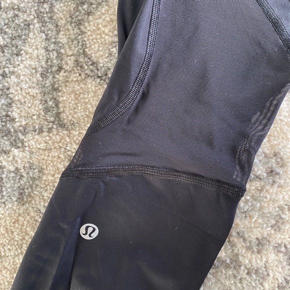 Lululemon leggings - Picture 2 of 4
